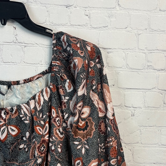 BloomChic Brown Floral Balloon Sleeve Dress Plus Size 3X - Picture 3 of 7